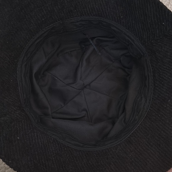 Bucket hat - Picture 3 of 4